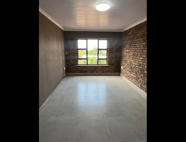 1 bed property to rent in GLENVISTA